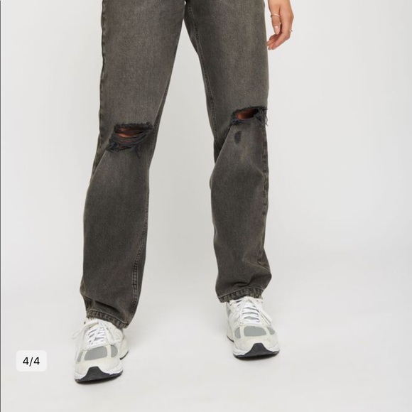 Dynamite Amber 90’s Loose Jeans | Womens - Picture 4 of 16